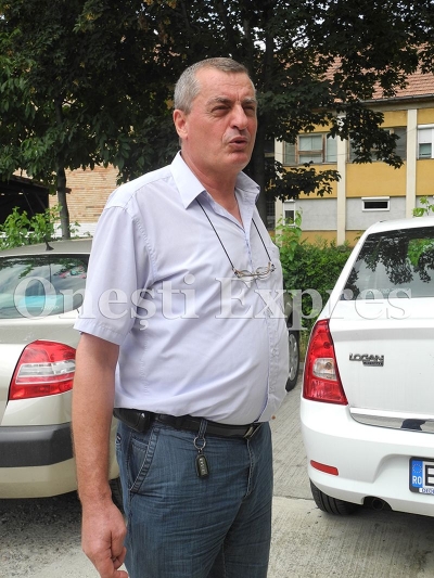 Gheorghe Racu, presedintele Asociatiei de proprietari nr. 3 Gheorghe Racu, presedintele Asociatiei de proprietari nr. 3