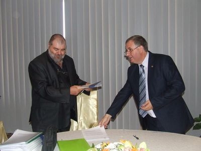 Contracte de finantare in premiera pentru Onesti