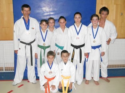 Pe podium, cu 5 medalii de aur