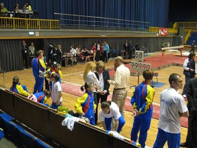 Sapte medalii stralucitoare pentru gimnastele de la CSM Onesti