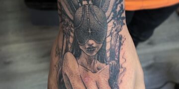 Tatuaje mici pentru bărbați: idei cool pentru încheietură