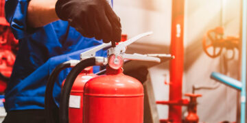 Sisteme stingere incendiu cu apă nebulizată: inovația care protejează clădirile moderne